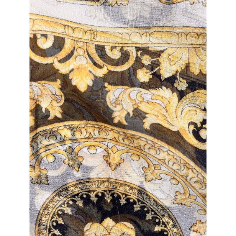 VERSACE