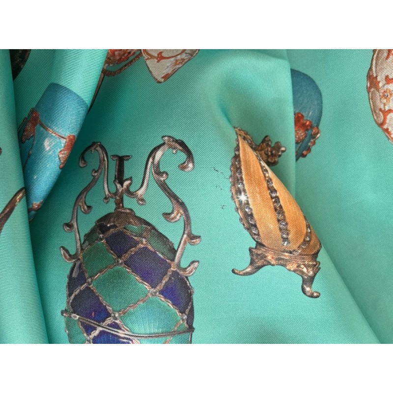 Foulard carré en soie