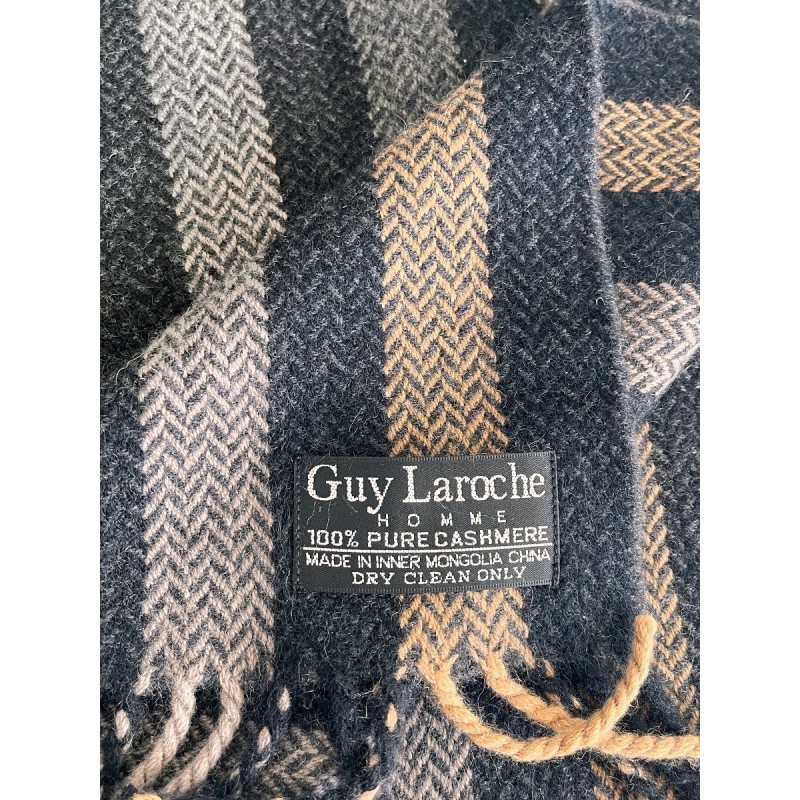 GUY LAROCHE